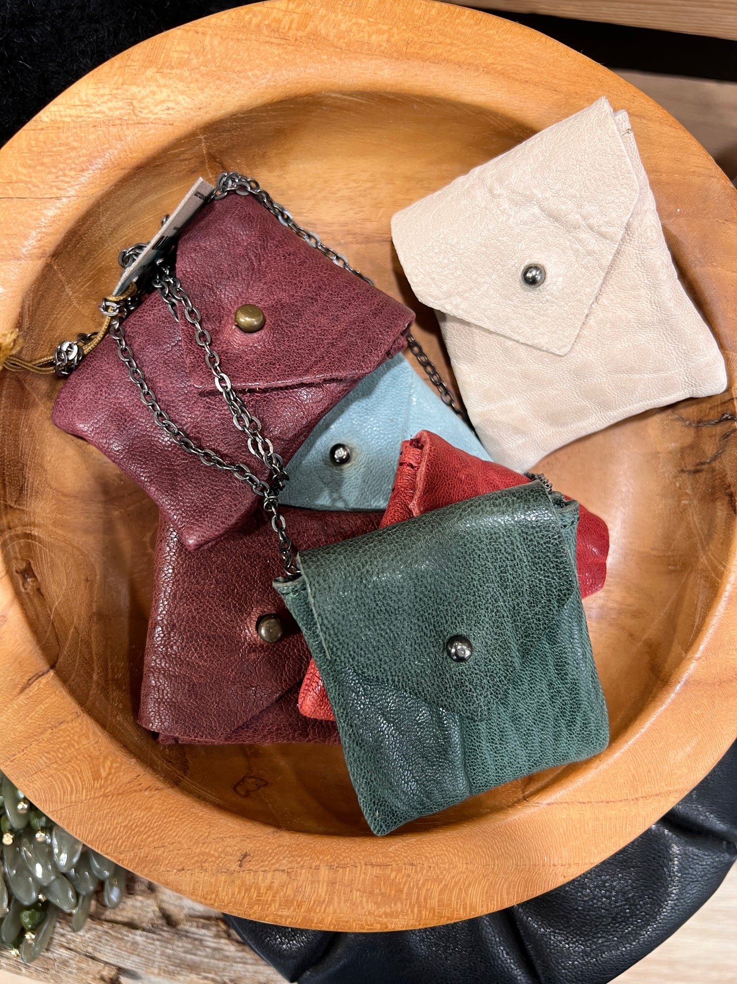 ANIRO Atalier carry treasure collar