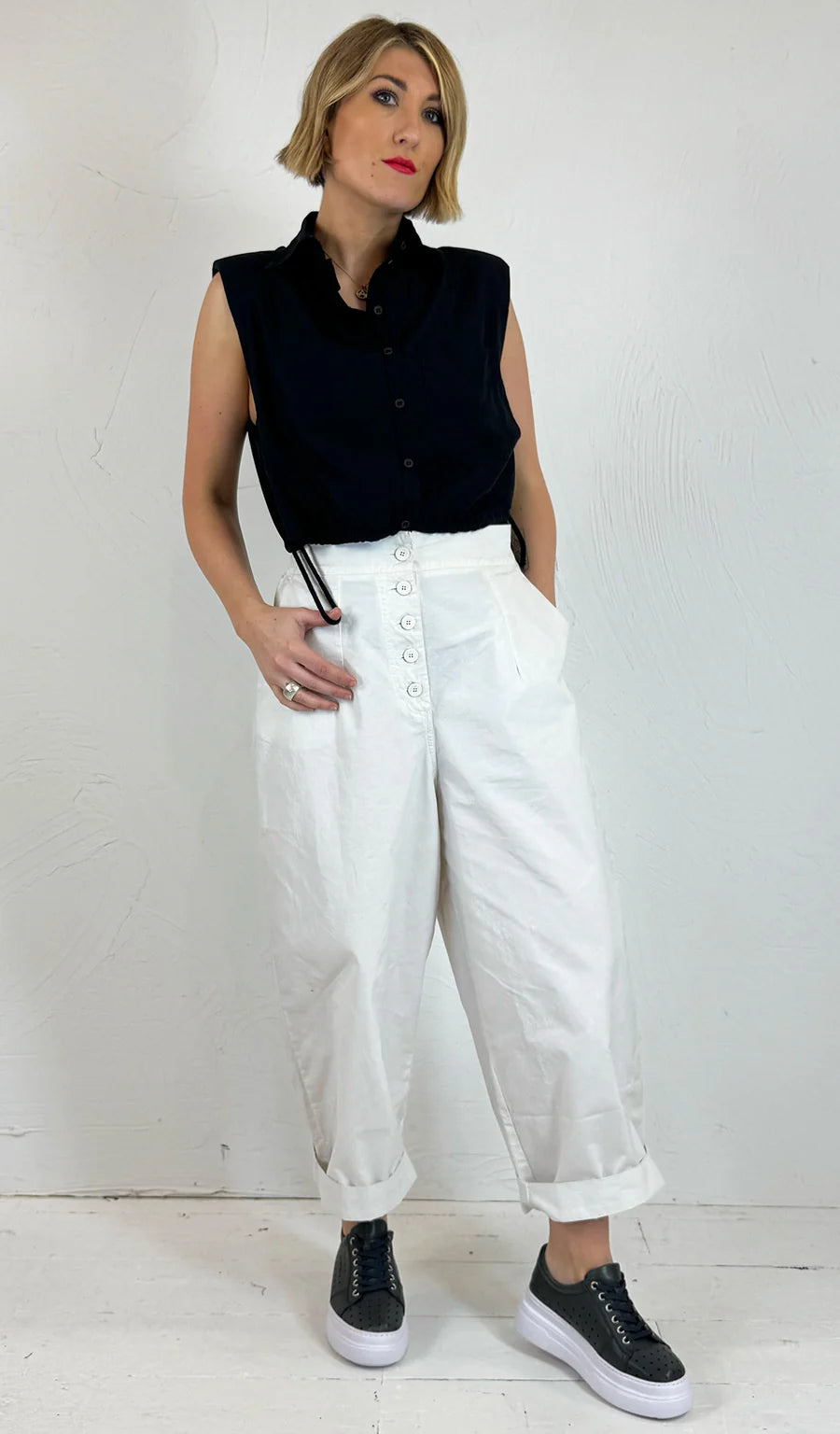 LURDES BERGADA CAMISA SIN MANGAS U25 490