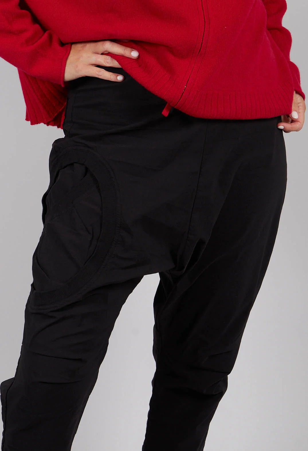 BLACK LABEL PANTALON CON RECORTES 363 01 10