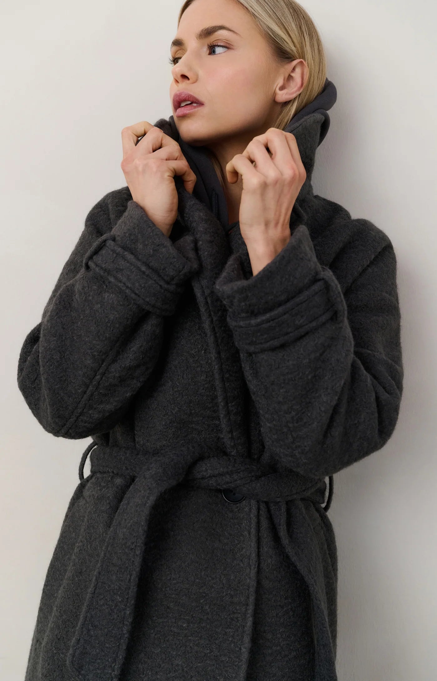 YAYA ABRIGO LARGO 02 011023