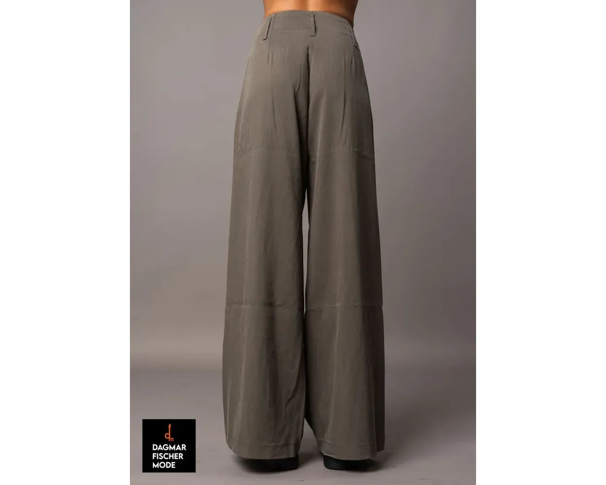 LURDES BERGADA PANTALÓN DE VESTIR M25 070