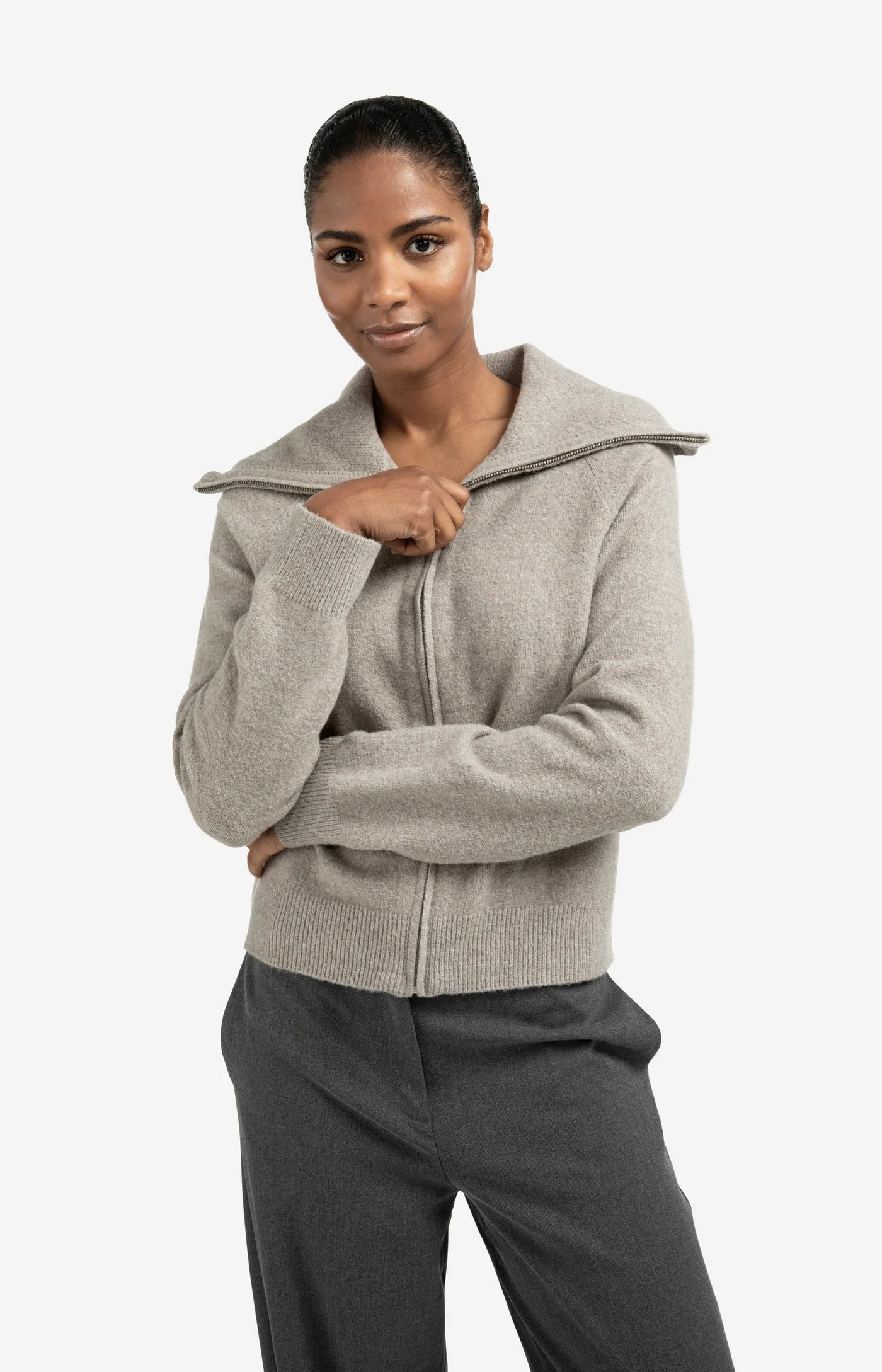 YAYA SWEATER CON CIERRE 01 010124